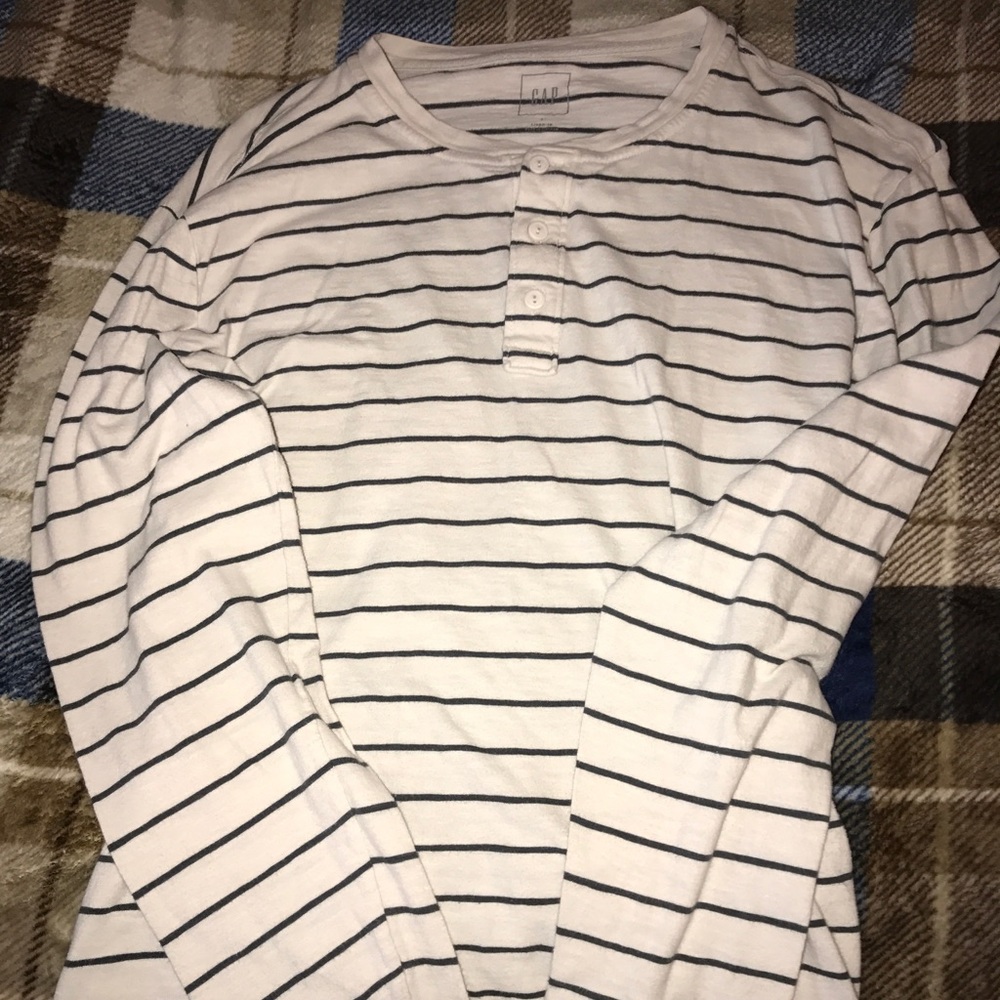 White and striped GAP sweater!